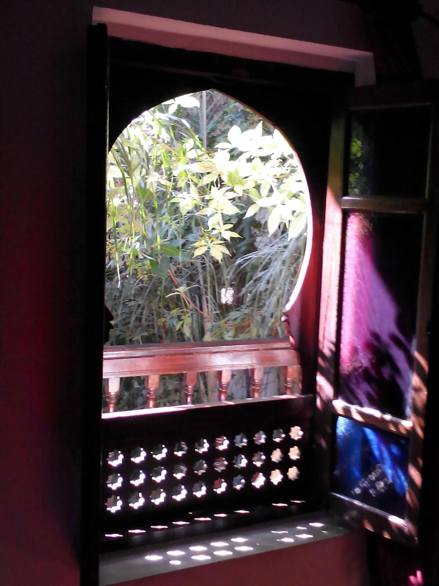 ホテル リヤド バヒア メクネス 部屋 写真